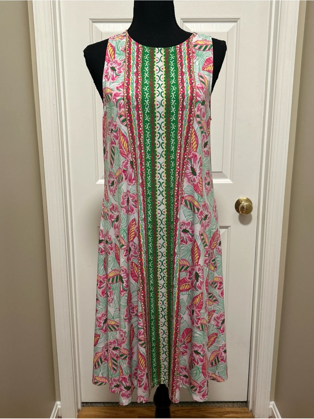 Pappagallo Pink Floral Swing Dress with Green Center Panel